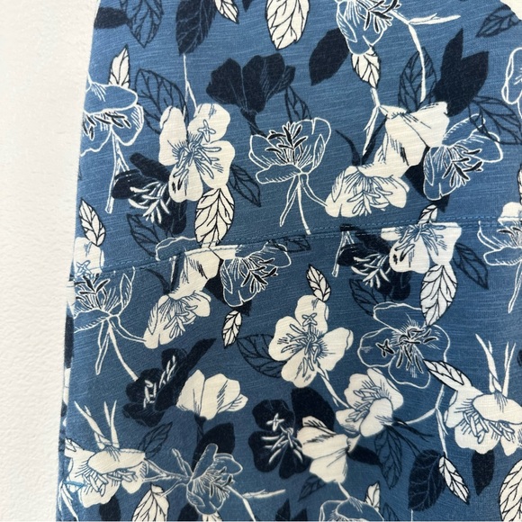 Duluth Trading Co. To 'n' Flow Floral Stretchy Knit Maxi Dress Blue Sz L - Picture 4 of 12